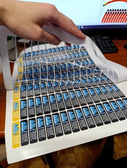 Izrada naljepnica – Profesionalna grafika i štampa NEDIMAL Tešanj